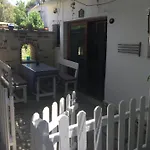 Iyon אורחן *