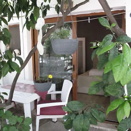Iyon Inn